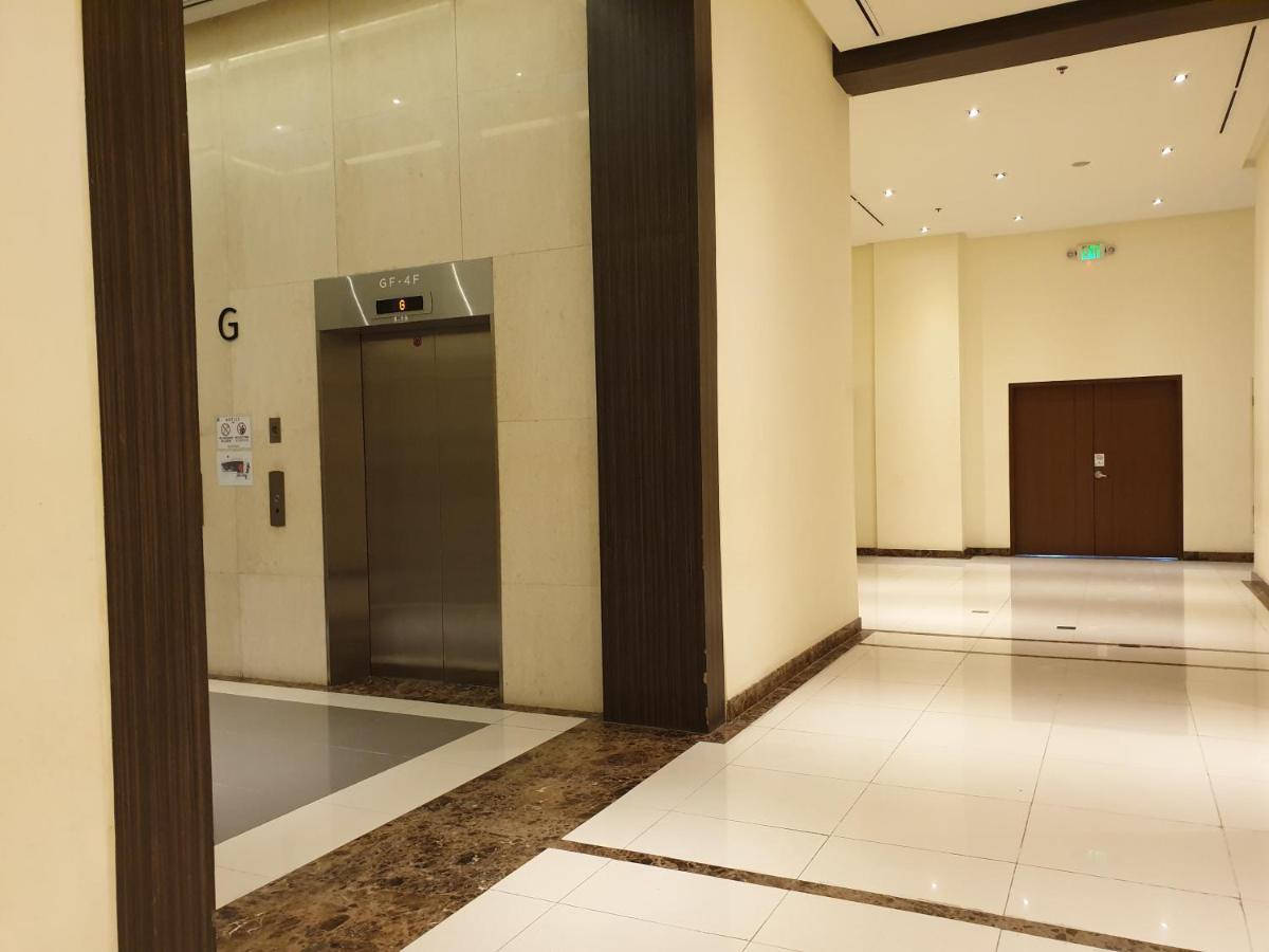 One Pacific Residence Condominium Tower C-16N มักตัน ภายนอก รูปภาพ